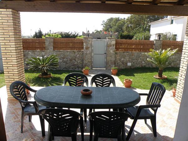 Patio alebo iná vonkajšia časť ubytovania Casas Elena-Conil