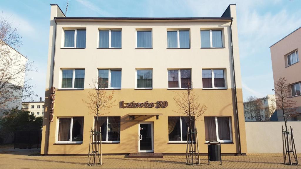 Laisves 30 - отзывы и видео