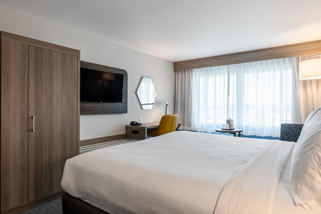 Holiday Inn Express Van Nuys, an IHG Hotel - Room King Estándar