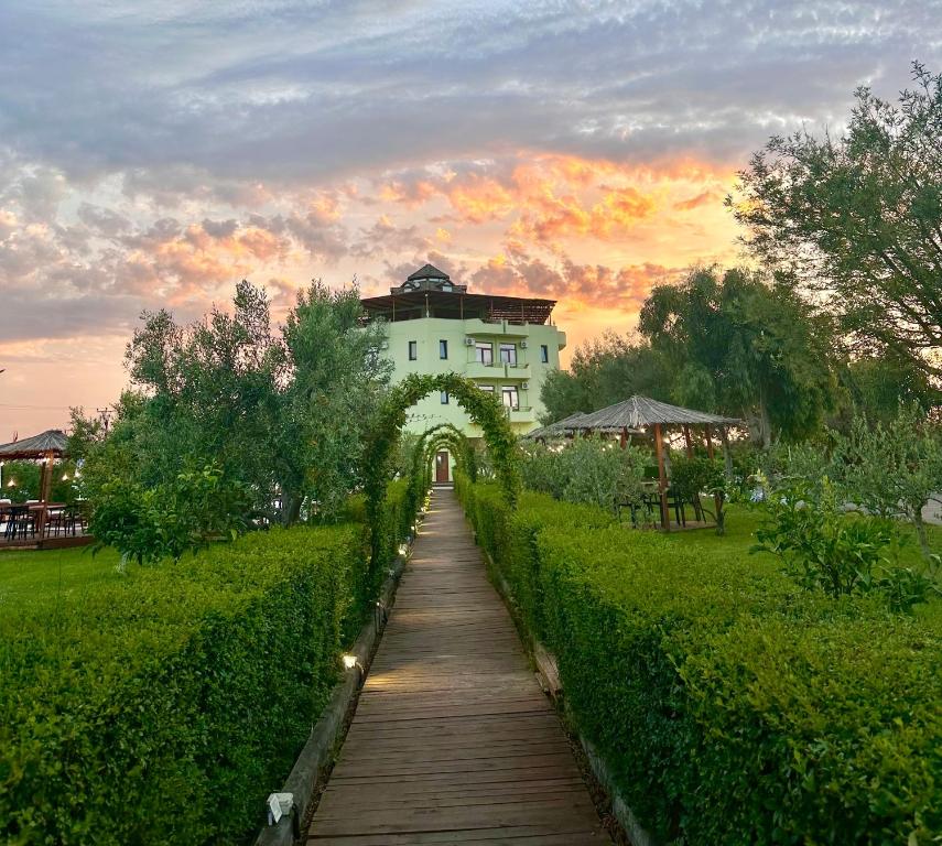 Zahrada ubytování PARADISE Laguna Vain