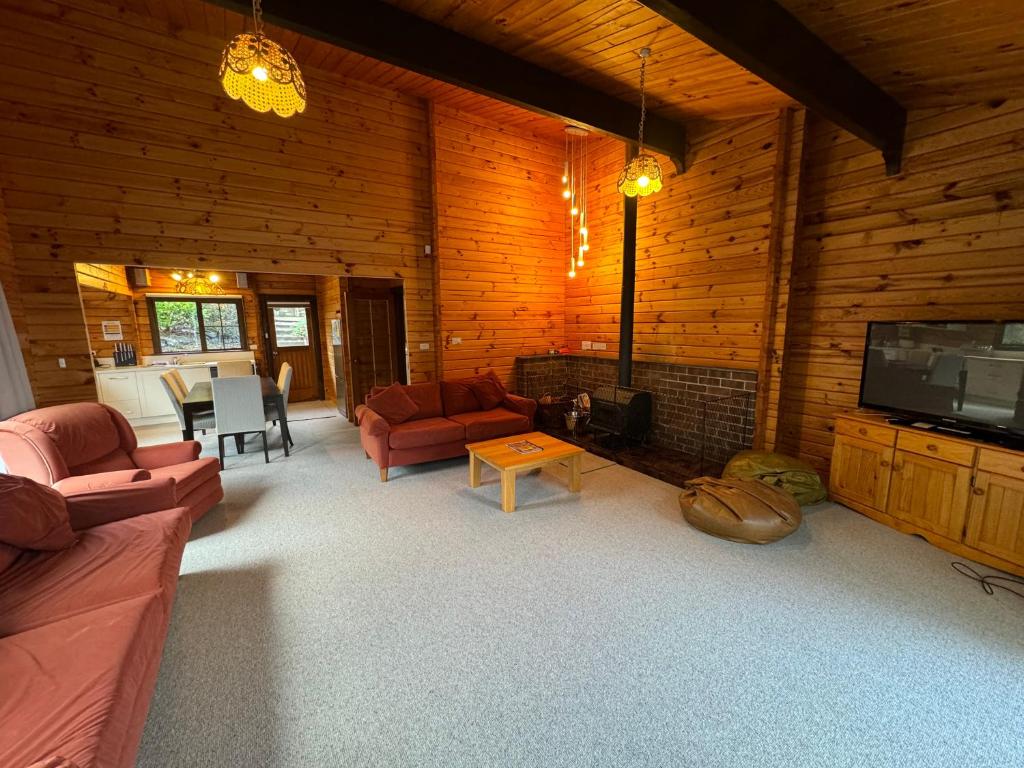 11 Alpine Avenue - Resim 11