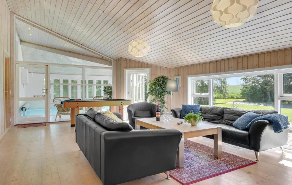Posezení v ubytování Holiday Home Vidie-Kjæret