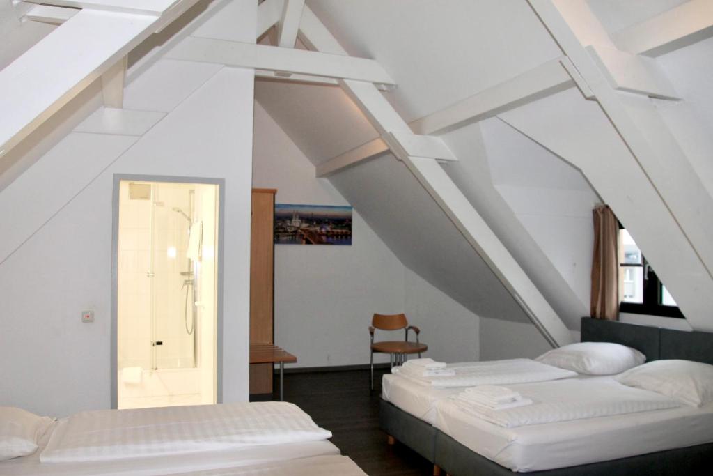 Opera Hotel Köln - Resim 14