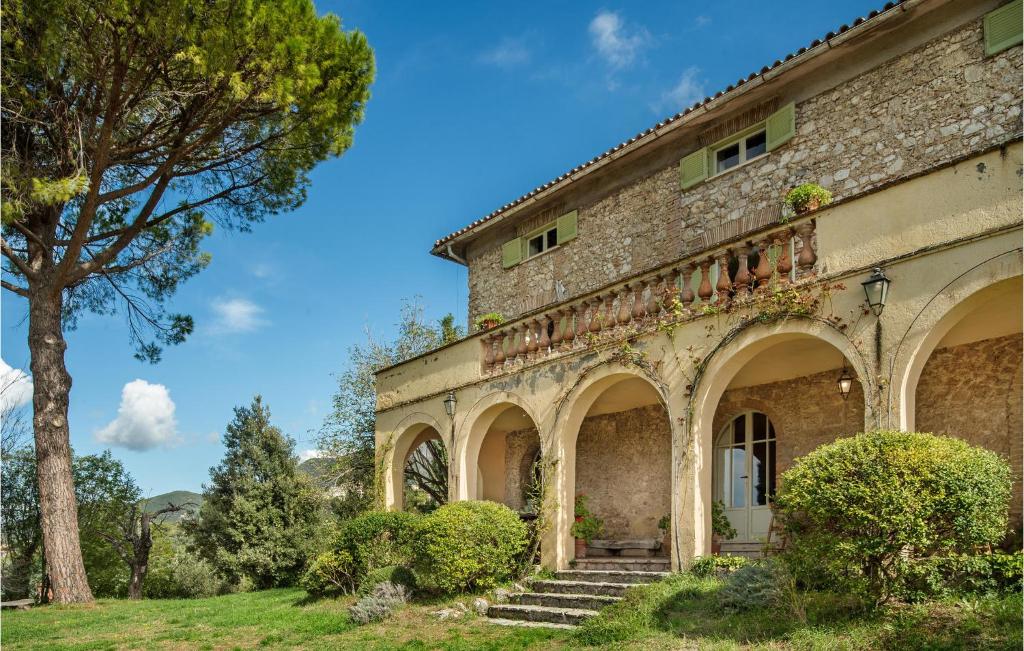 A garden outside Soratte