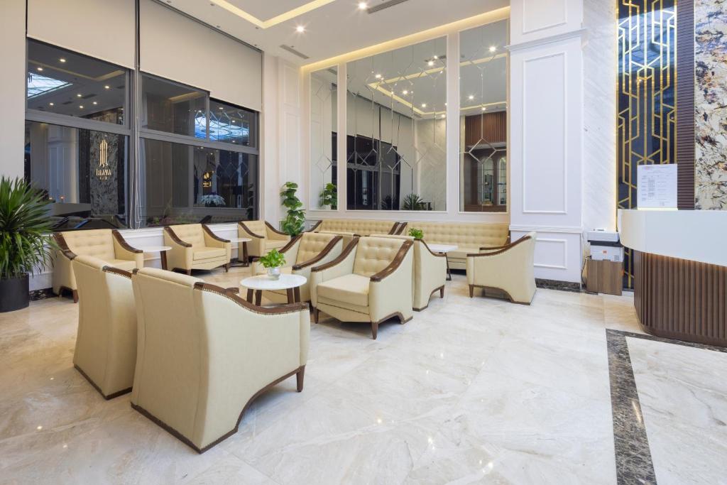 Posezení v ubytování Avari Hotel
