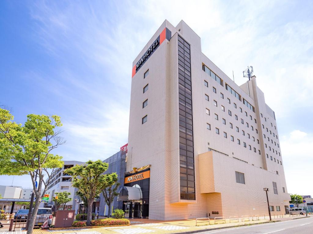 APA Hotel Yamagata Tsuruoka Ekimae - Housity
