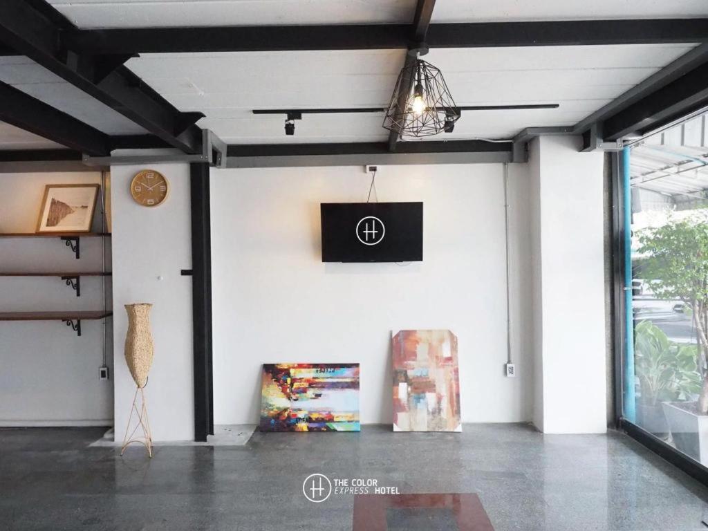 Posezení v ubytování The Color Express Hotel