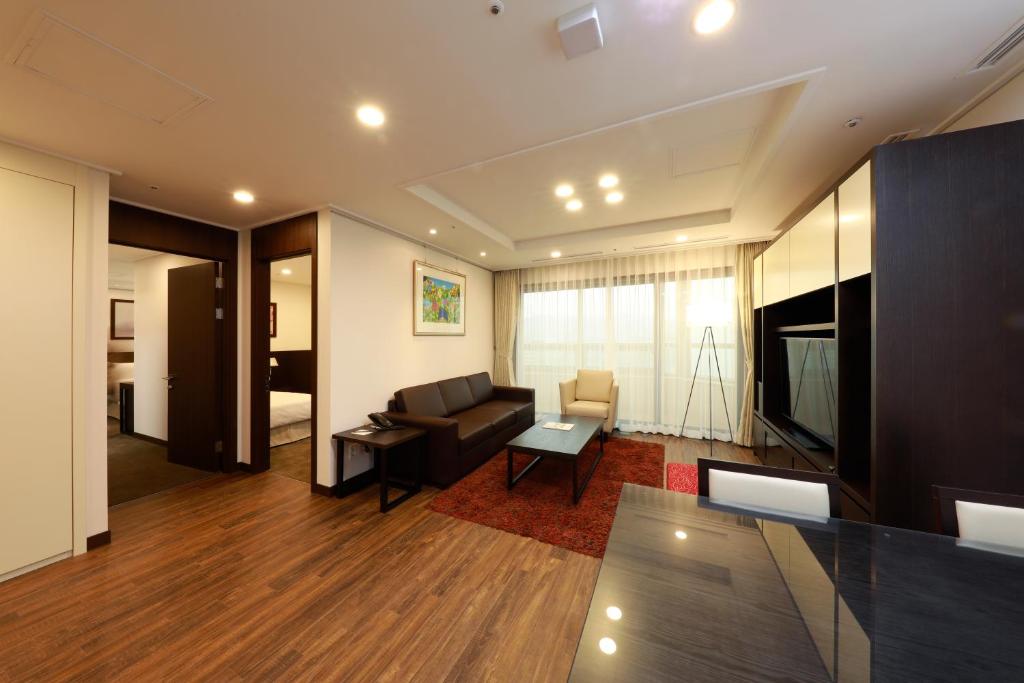 Orakai Insadong Suites - 