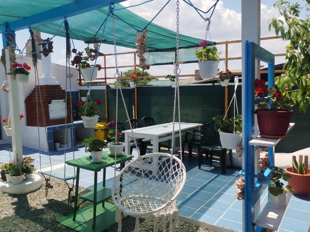 bogdan, cazare la tuzla - Housity