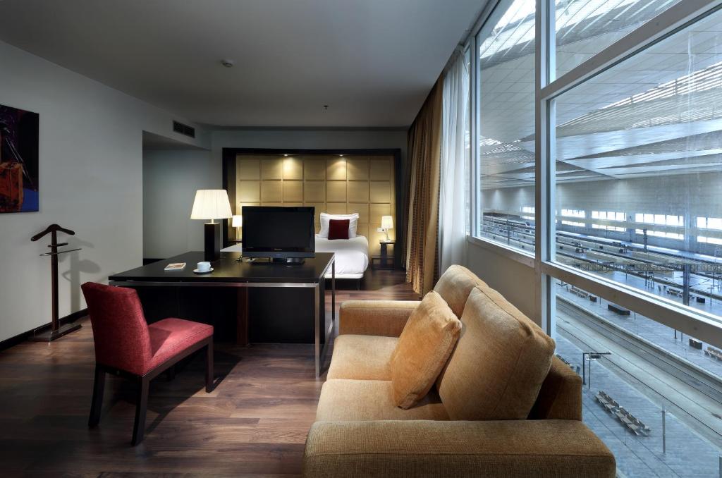 Eurostars Zaragoza - Resim 5