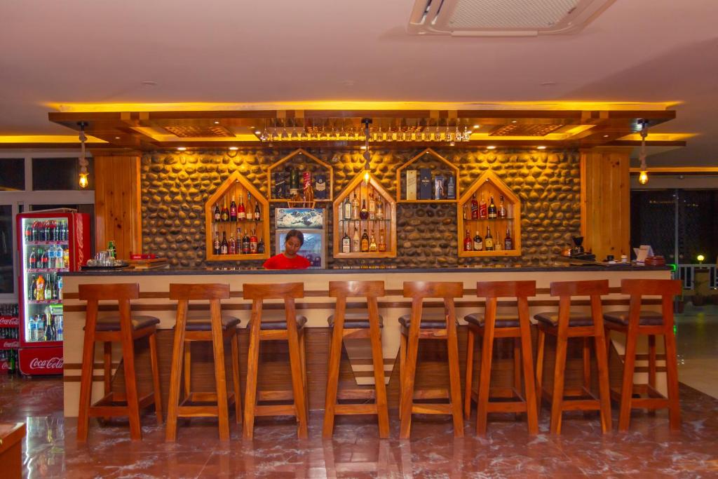 Lounge nebo bar v ubytování Hotel Gyan Gauri Palace