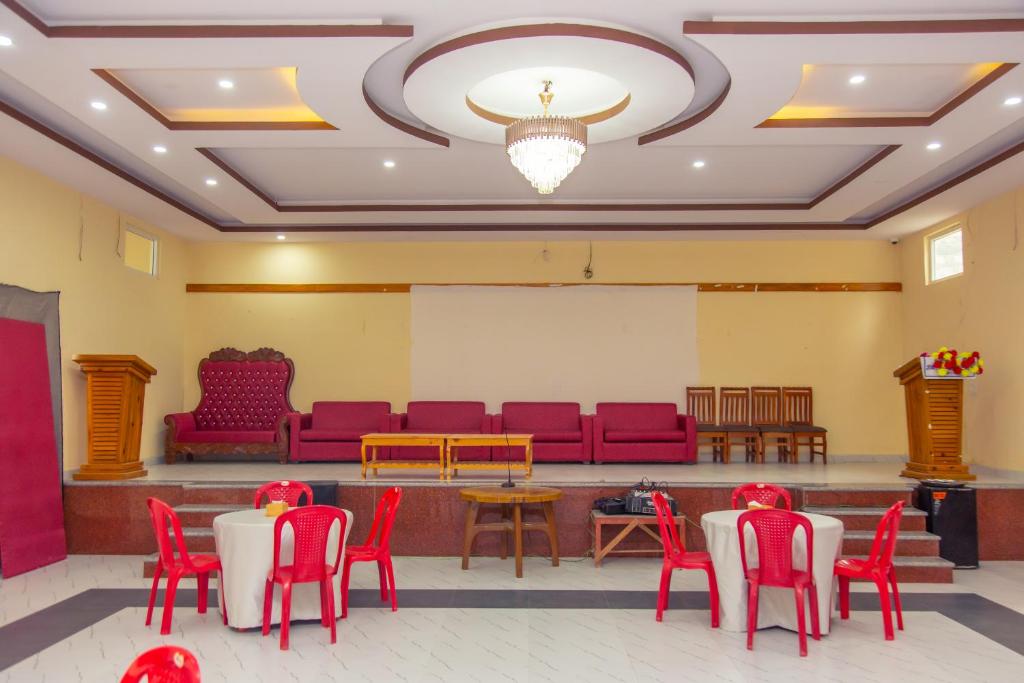 Posezení v ubytování Hotel Gyan Gauri Palace
