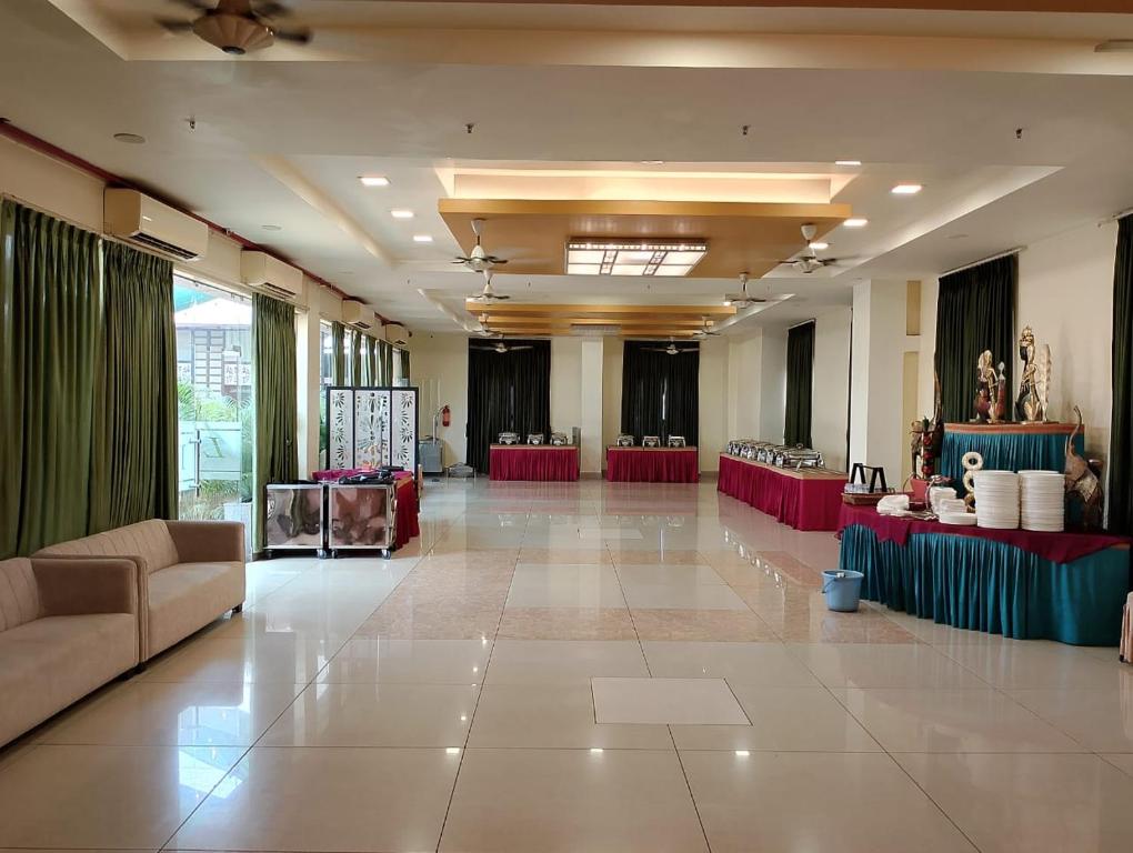Posezení v ubytování Hotel Pushpak