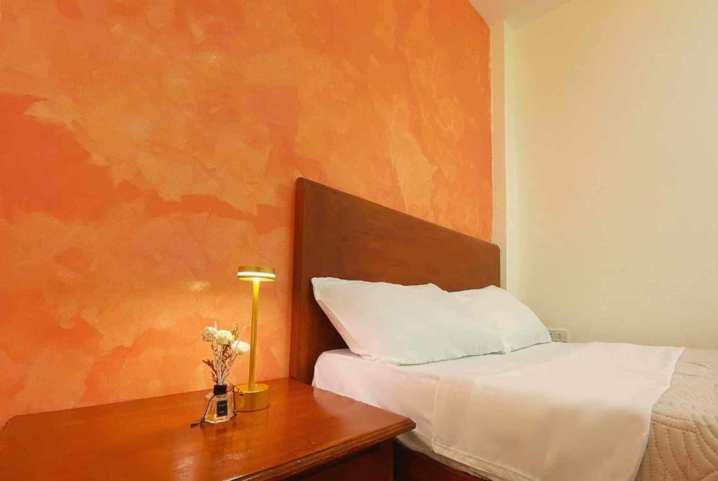 Katil atau katil-katil dalam bilik di AMV Hotel, Events Place & Restaurant