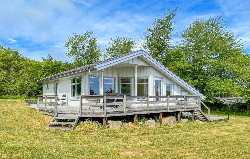 Taman di luar Stunning Home In Allinge