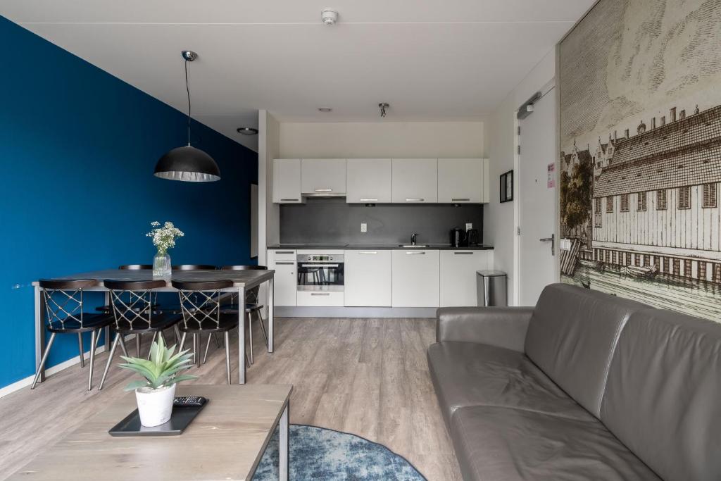 
Large 2 Bedroom Apartment
