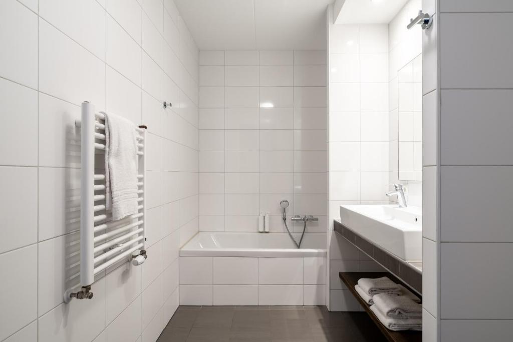 YAYS Amsterdam Prince Island by Numa - Resim 36