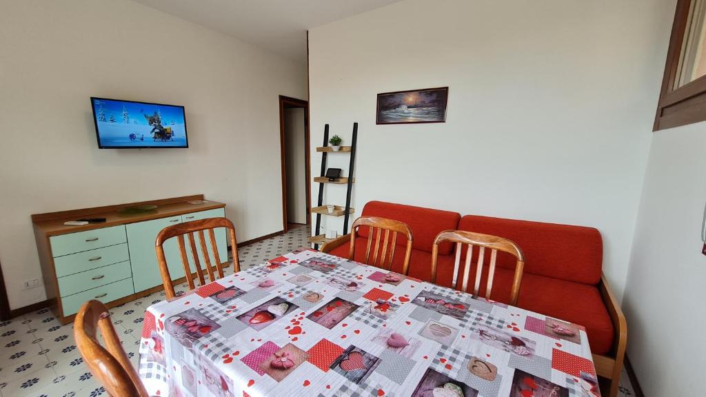 Łóżko lub łóżka w pokoju w obiekcie Panorama Apartment Peschiera