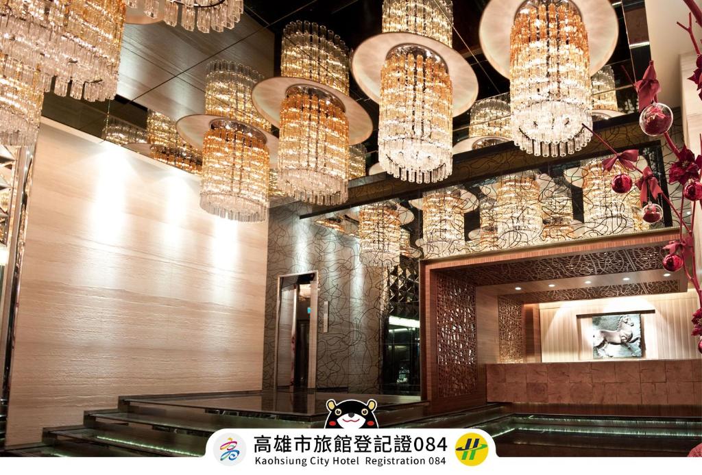 Certifikát, hodnocení, plakát nebo jiný dokument vystavený v ubytování Royal Group Hotel Chun Shan Branch