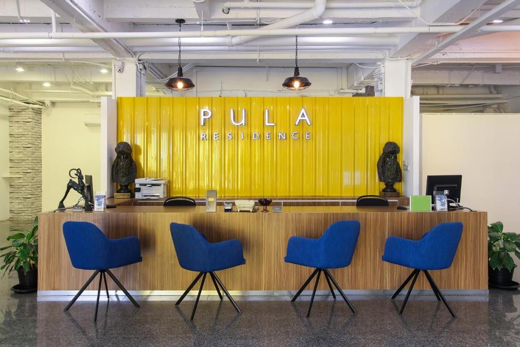 Pula Silom - Resim 1