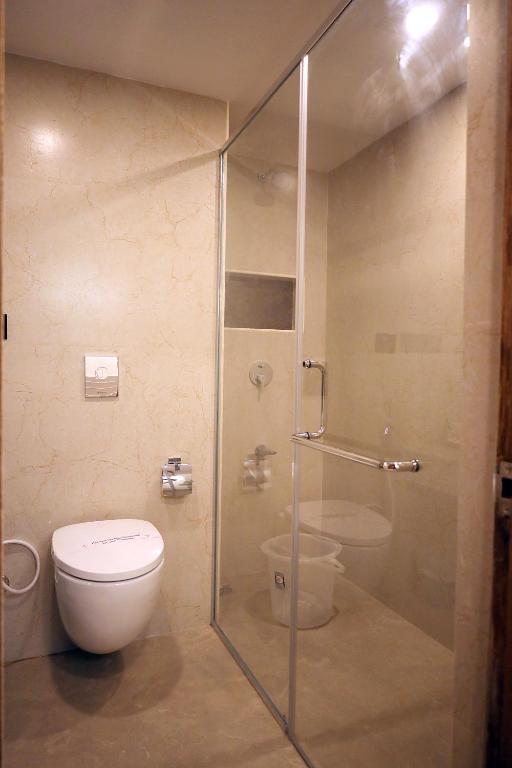 Koupelna v ubytování Hotel Surguru