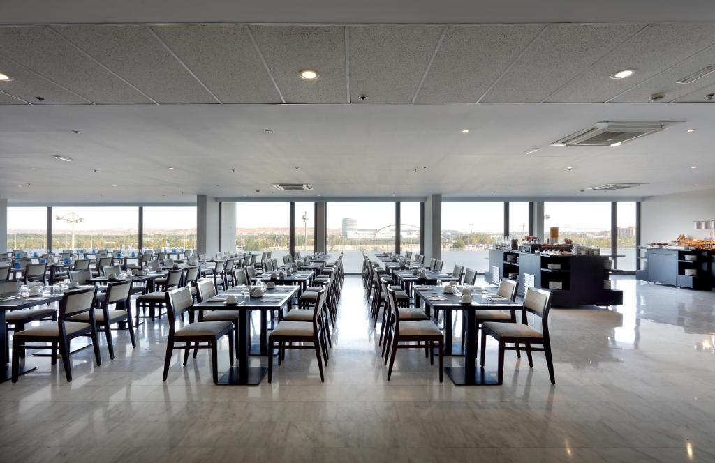 Eurostars Zaragoza - Resim 26