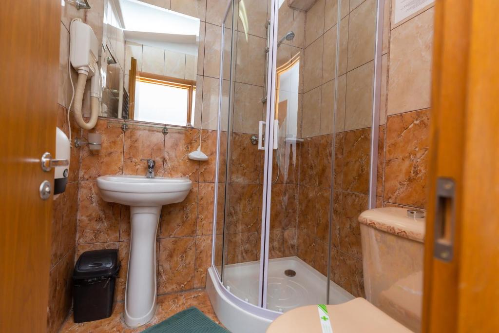 Hotel Sir Colentina - Resim 7