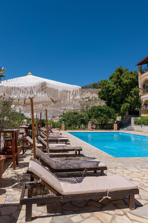 Piscina di Apart Hotel Alex o nelle vicinanze