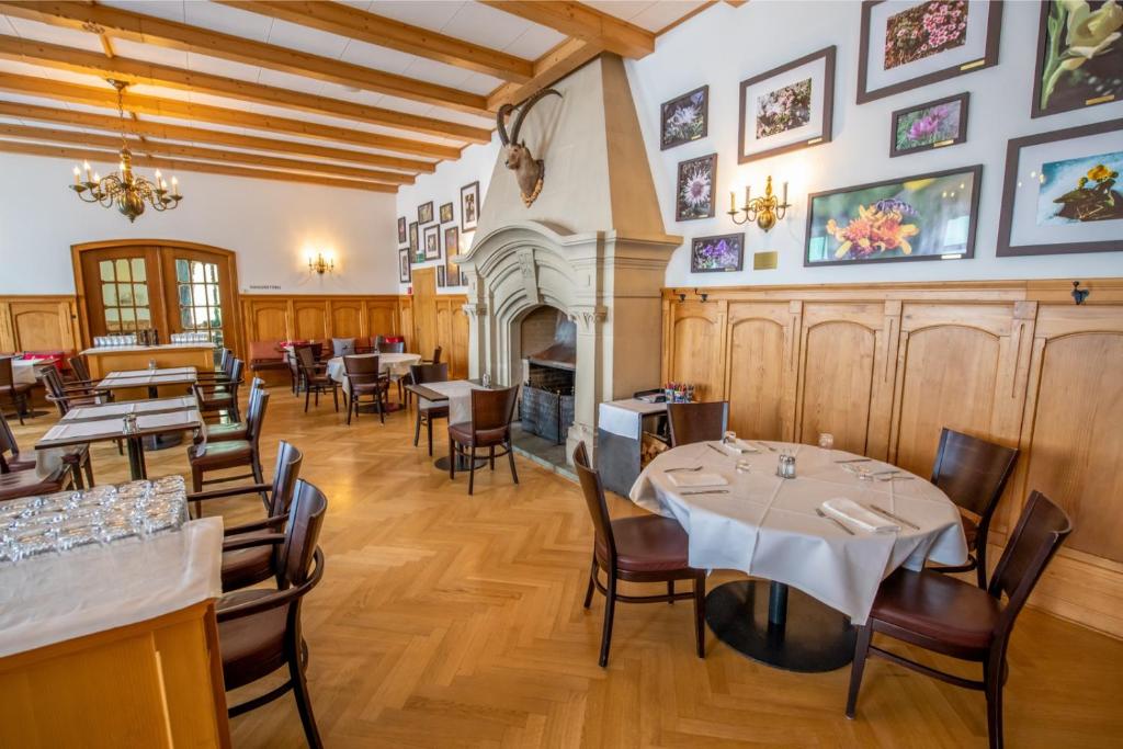 Posezení v ubytování Hotel Pilatus-Kulm