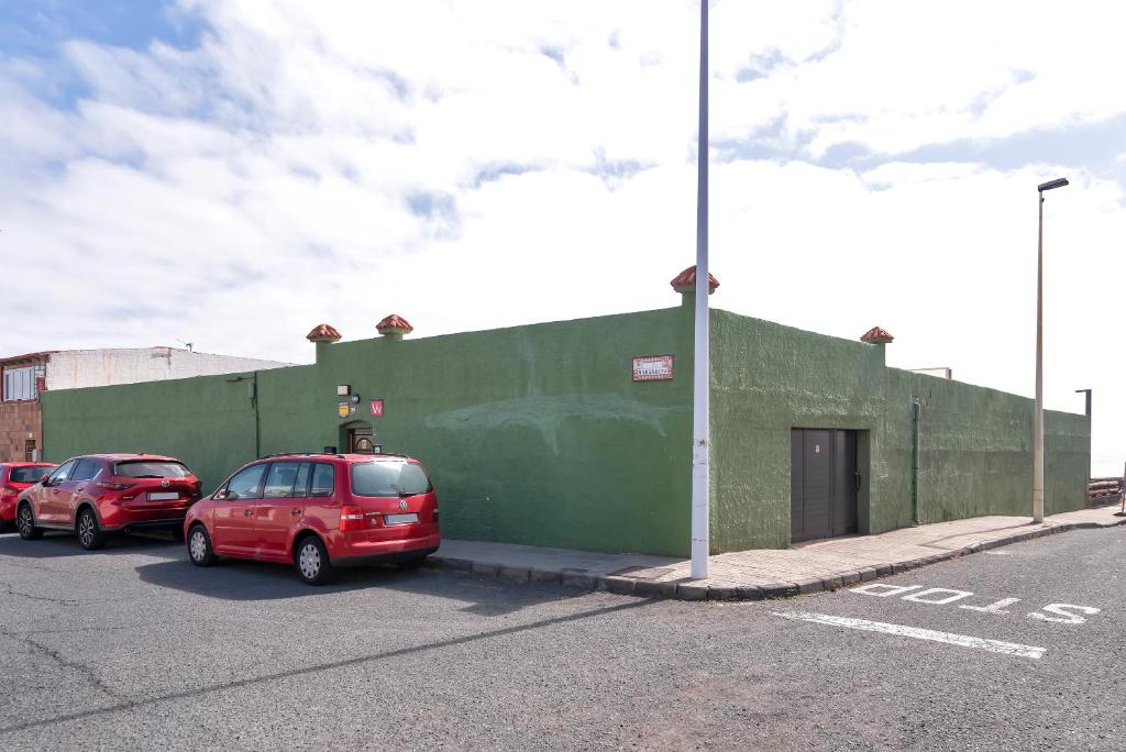 The building in which the holiday home is located