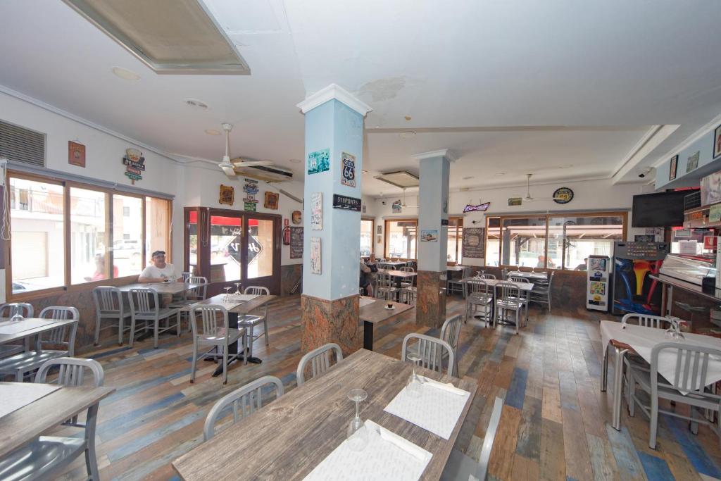 Restaurace v ubytování Hostal Virginia