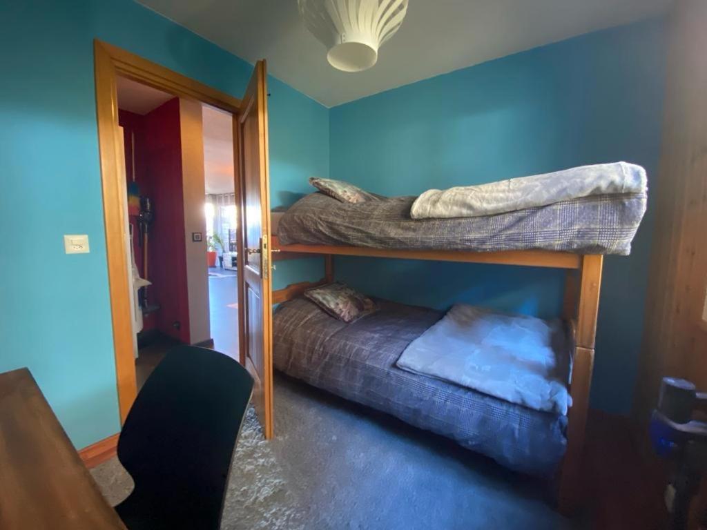 Postel nebo postele na pokoji v ubytování Veysonnaz 3.5 p balcon plein sud