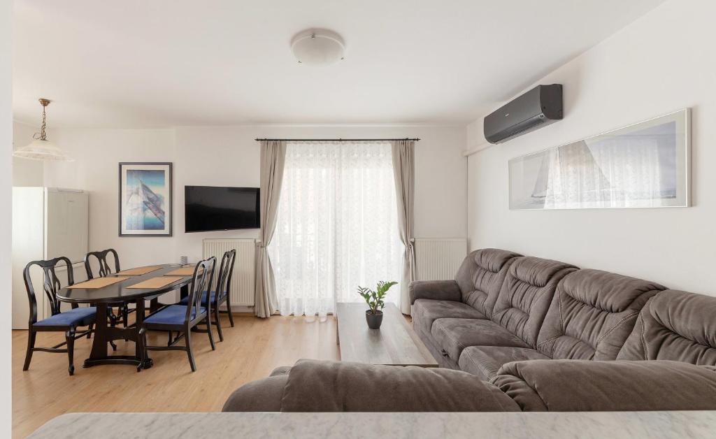 Vila ART - Apartment With View