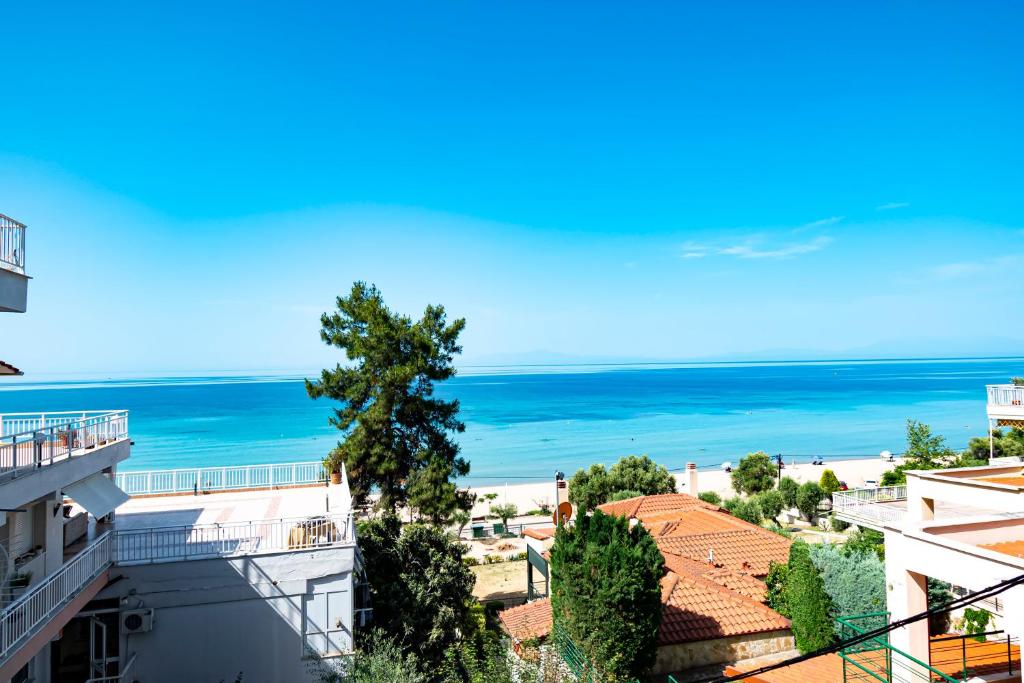 Dorina Apartment by RentalsPro Nea Moudania Halkidiki, Nea Moudania