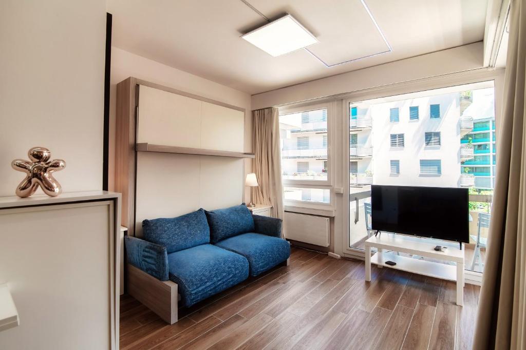A television and/or entertainment centre at Terrazza Paradiso 2 by Quokka 360 - Studio with Balcony