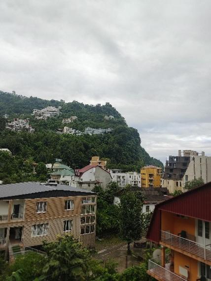 Nespecifikovaný výhled na hory nebo výhled na hory při pohledu z apartmánu