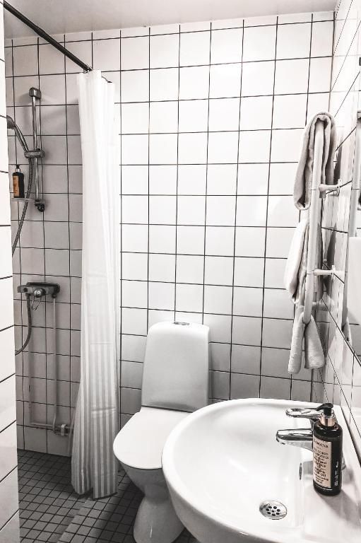 Koupelna v ubytování Gårdens & Apotekarns B&B