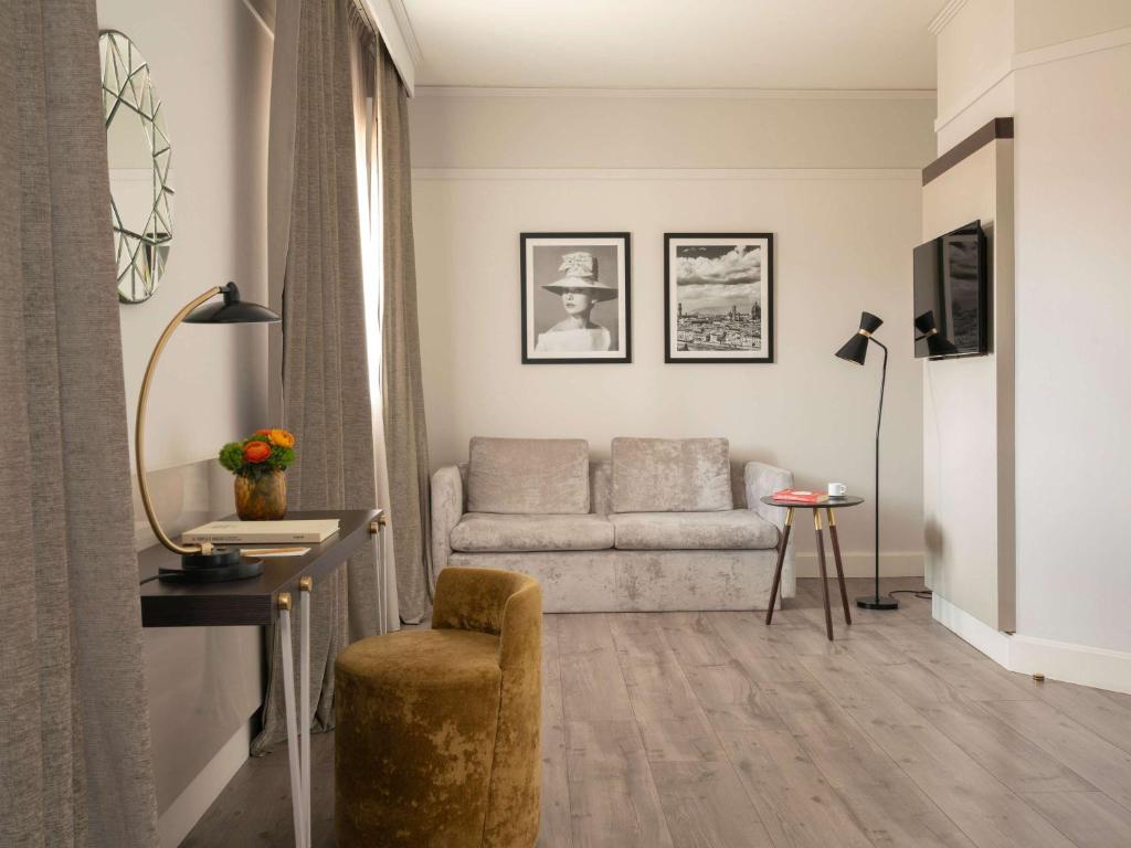 Posezení v ubytování Cerretani Hotel Firenze - MGallery Collection