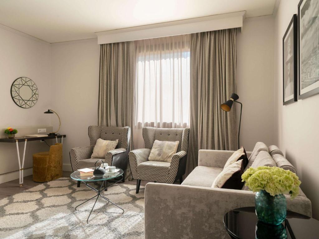 Posezení v ubytování Cerretani Hotel Firenze - MGallery Collection