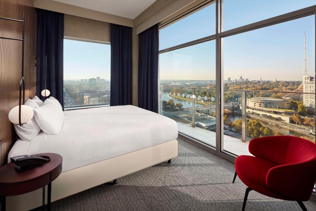 DoubleTree by Hilton Melbourne - Resim 1