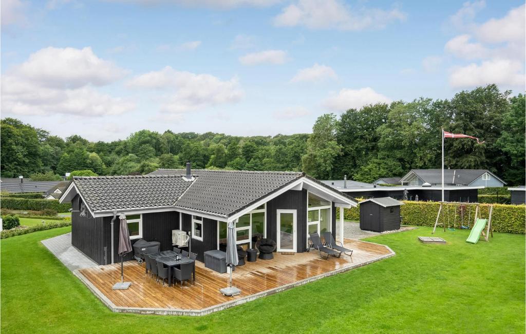 Zahrada ubytování Four-Bedroom Holiday Home In Aabenraa