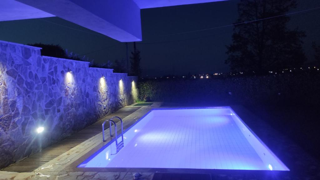 Bazén v ubytování Apartment with Private Pool nebo v jeho okolí
