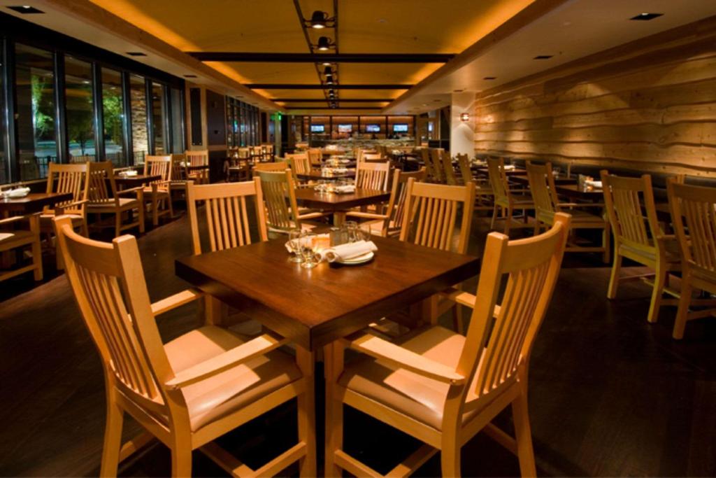 Restaurace v ubytování Radisson Hotel Salt Lake City Downtown
