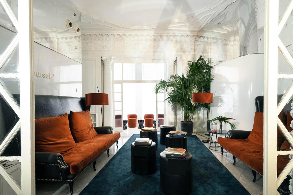 Posedenie v ubytovaní Chic & Basic Born Boutique Hotel