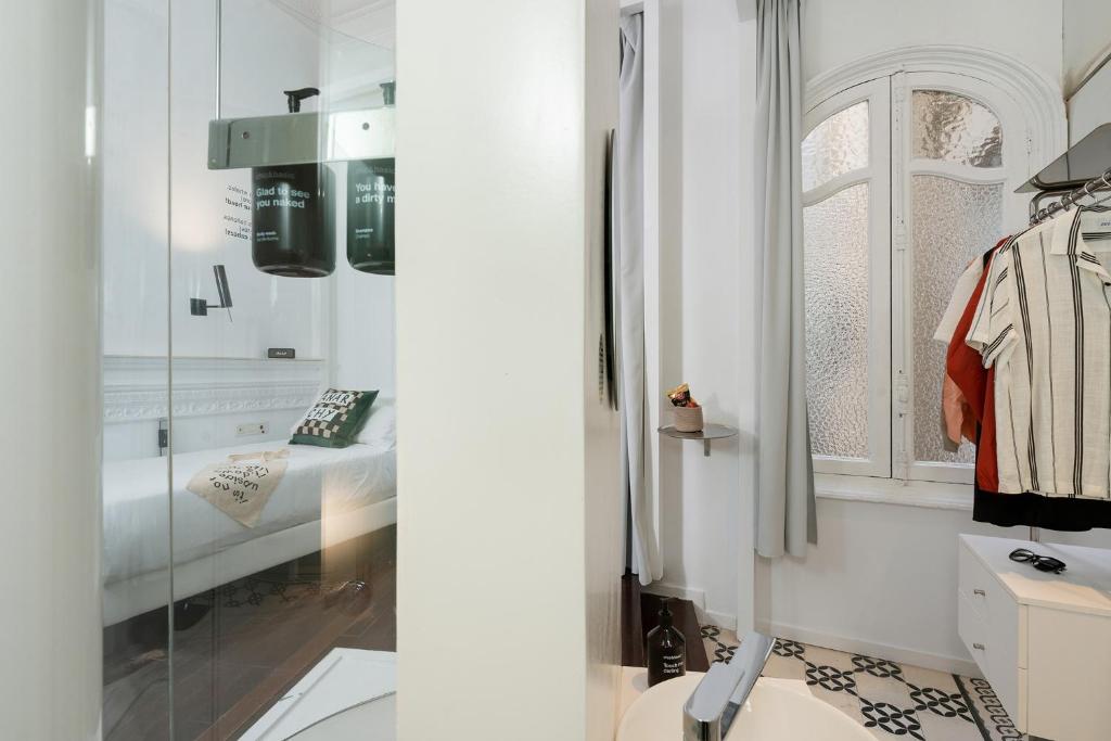 Kúpeľňa v ubytovaní Chic & Basic Born Boutique Hotel