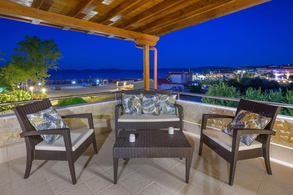 Balkón nebo terasa v ubytování Tasos Apartment