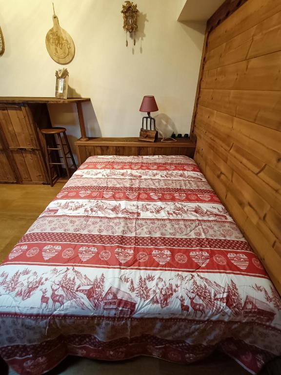 Postel nebo postele na pokoji v ubytování Cuckoo Apartment