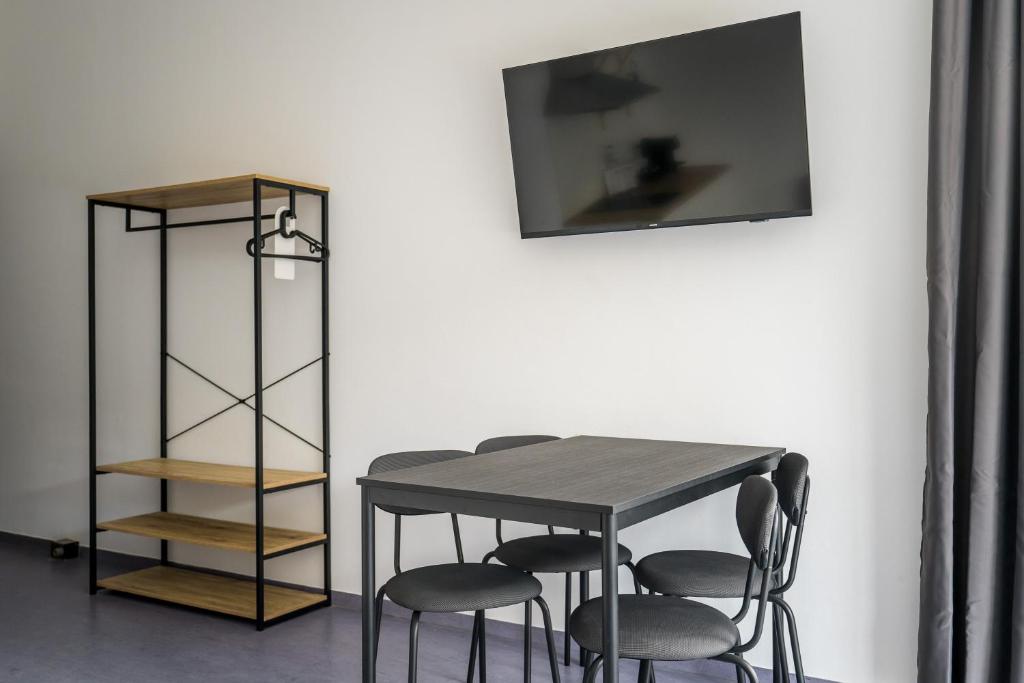 Apartmenthaus Berlin Neukölln - Resim 20