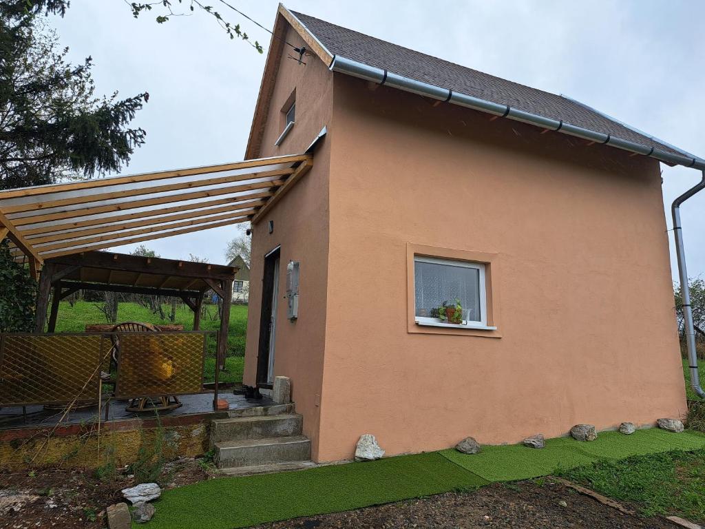 RelaxKuckó Vendégház Eger 3300 Eger, Agárdi dűlő 22330 hrsz. kép - 1