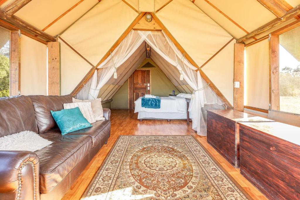 Posezení v ubytování Buffelshoek Tented Camp